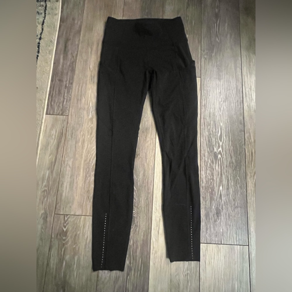Lululemon black legging!! Size 2 cropped!